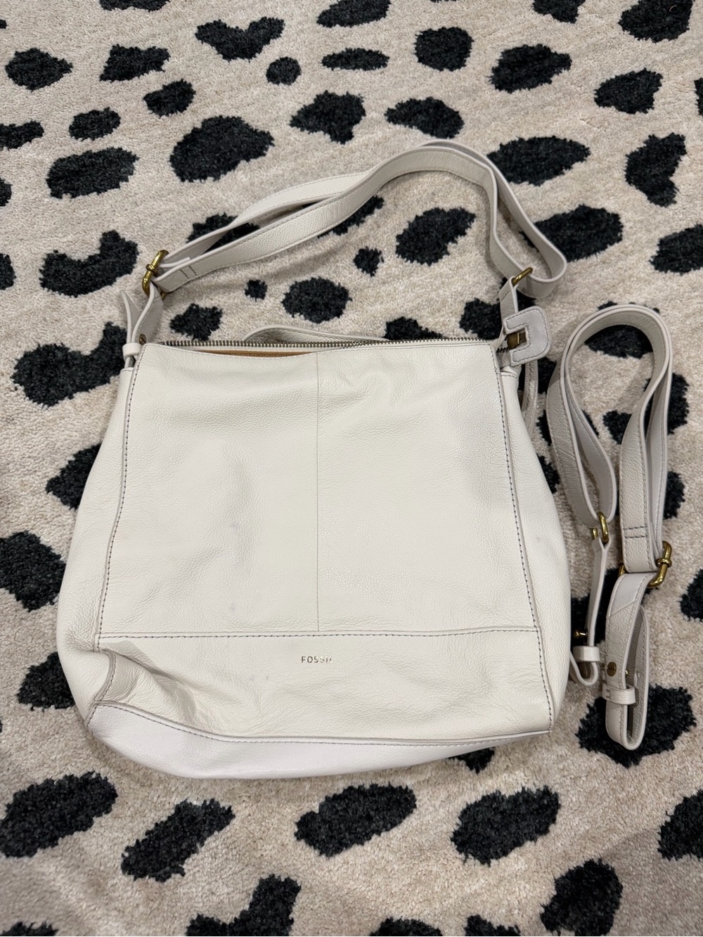 Fossil Cream Leather Shoulder Bag with Adjustable Strap